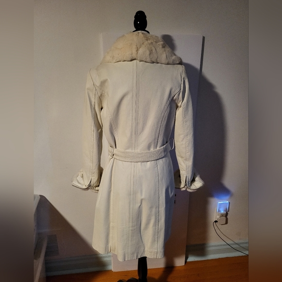 WHITE LEATHER/FUR DANIER COAT SIZE XS - Picture 2 of 7